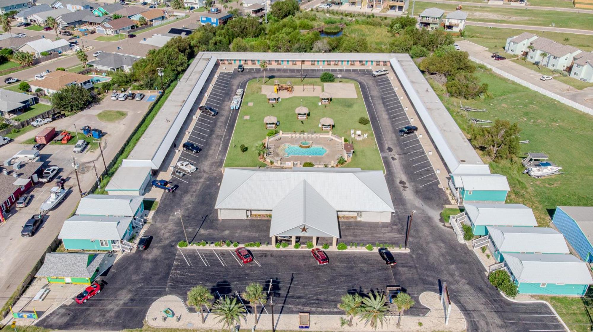 Shark Reef Resort Motel & Cottages Port Aransas Exterior foto